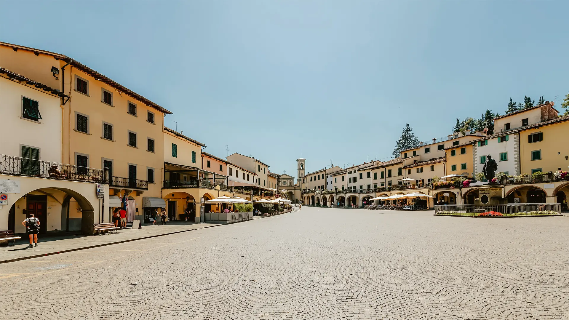 Esperienze nel Chianti con degustazione di vino nel borgo di Greve in Chianti