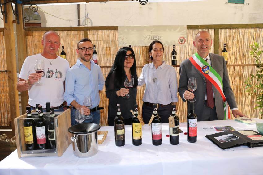 I Profumi di Lamole a Giugno 2022 con degustazione di vini tipici del Chianti