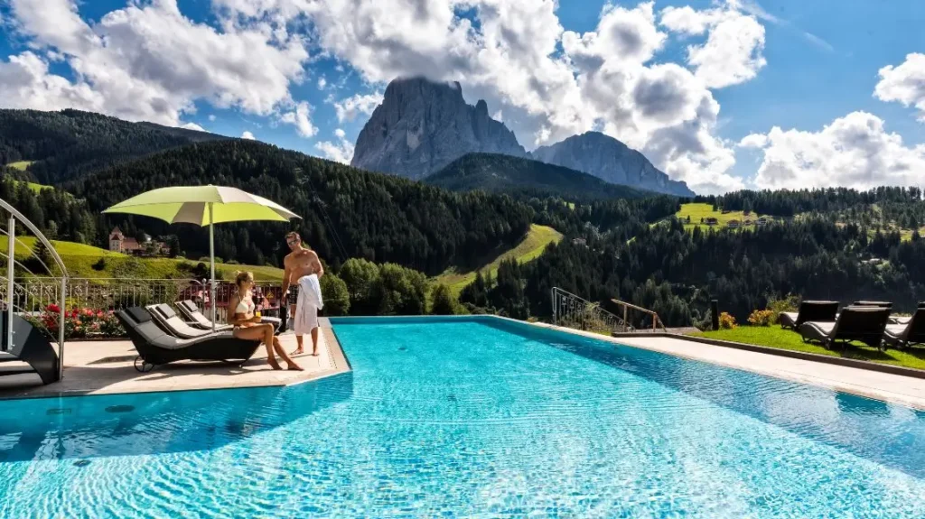 Viaggio trekking Dolomiti Hike & Spa organizzato da WeHike - copertina