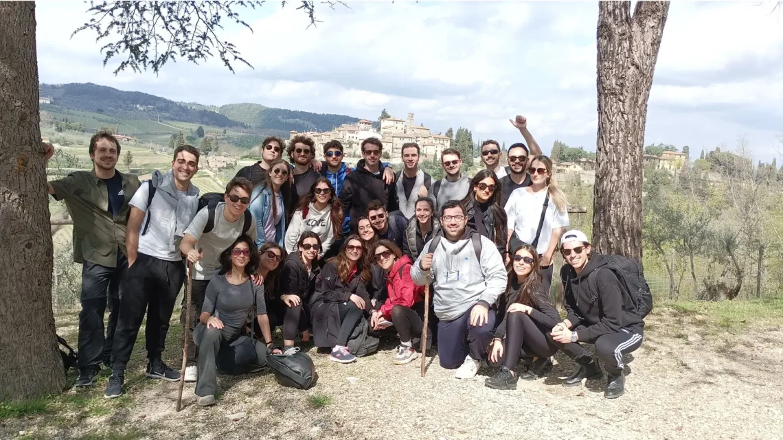 Scopri le opportunità di team building aziendale nel Chianti con WeHike